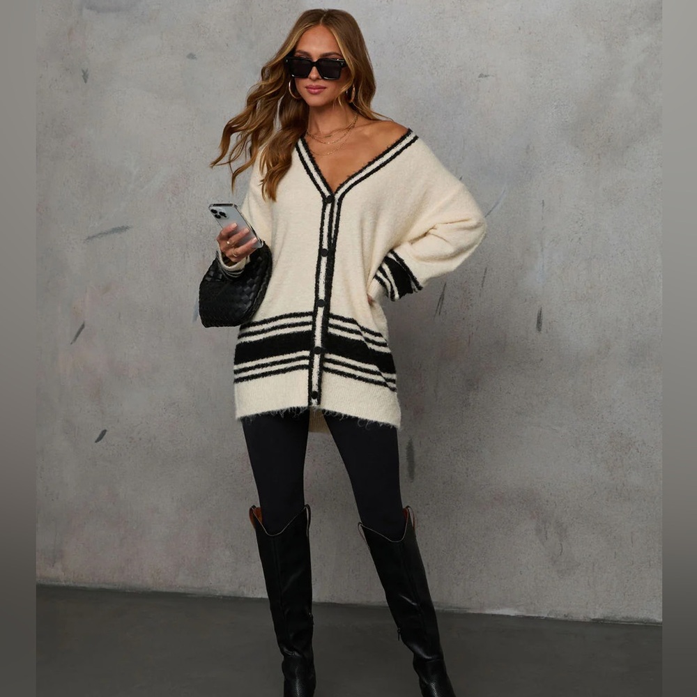 VICI Button Down Long Cardigan Sweater S M L Oversized Fit NWT 4 6 8 10 12 14 HP - Picture 5 of 9
